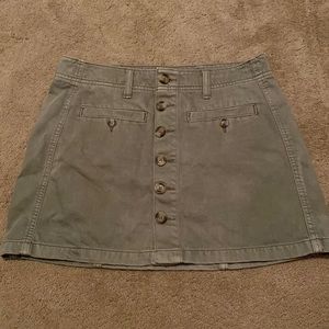 american eagle green skirt size 6 regular
